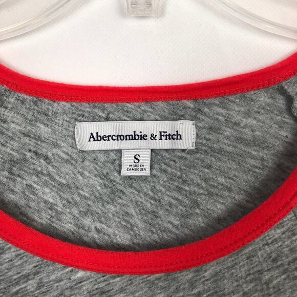 Abercrombie & Fitch Short Sleeve Gray Tee Size S - Picture 2 of 11